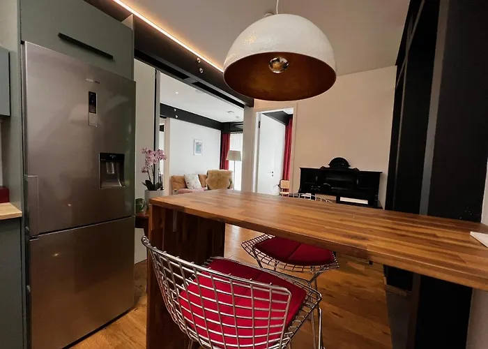Neues Exclusives 2 Schlafzimmer Apartment