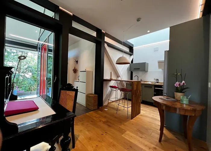 Neues Exclusives 2 Schlafzimmer Apartment *